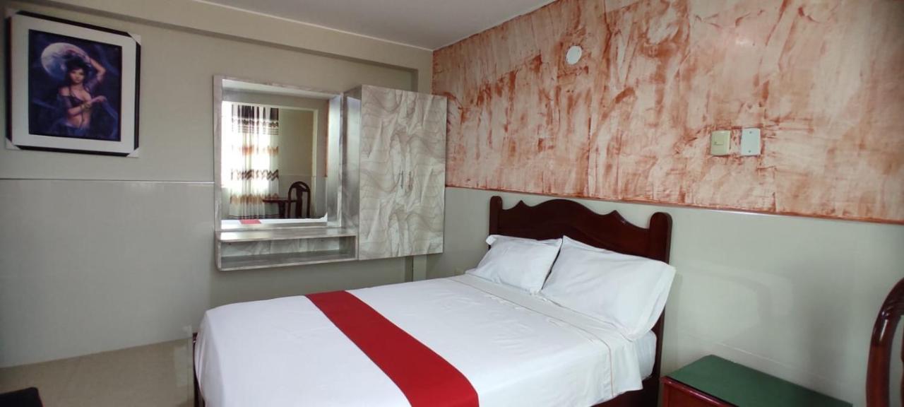 Hotel Real Bolivar Chimbote Exterior photo