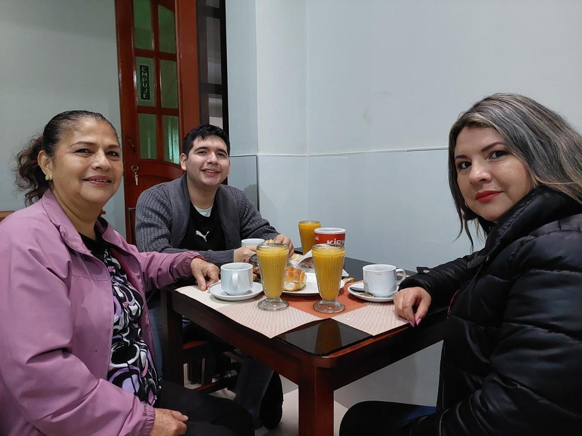 Hotel Real Bolivar Chimbote Exterior photo